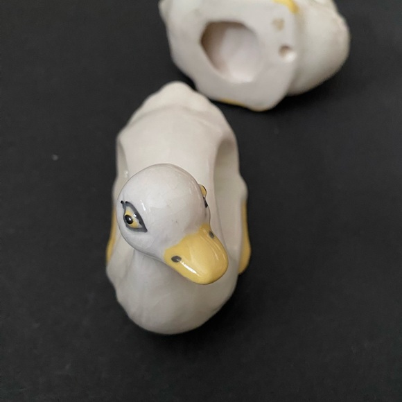 Vintage Ceramic White Duck Goose Napkin Rings Set of 8 Bird Cabin Rustic - Picture 9 of 10